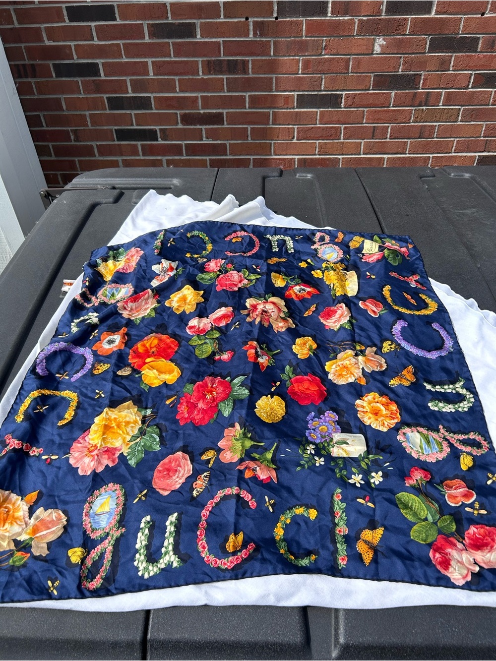 Vintage Flora Gucci Silk Scarf